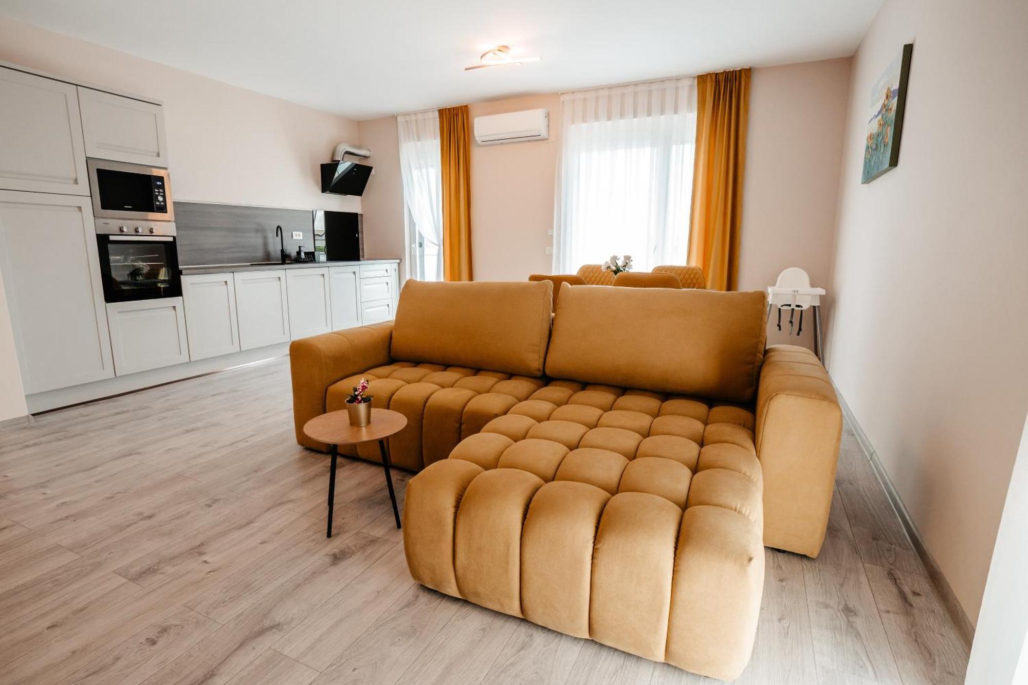 Sunrise View Apartment Oradea Εξωτερικό φωτογραφία