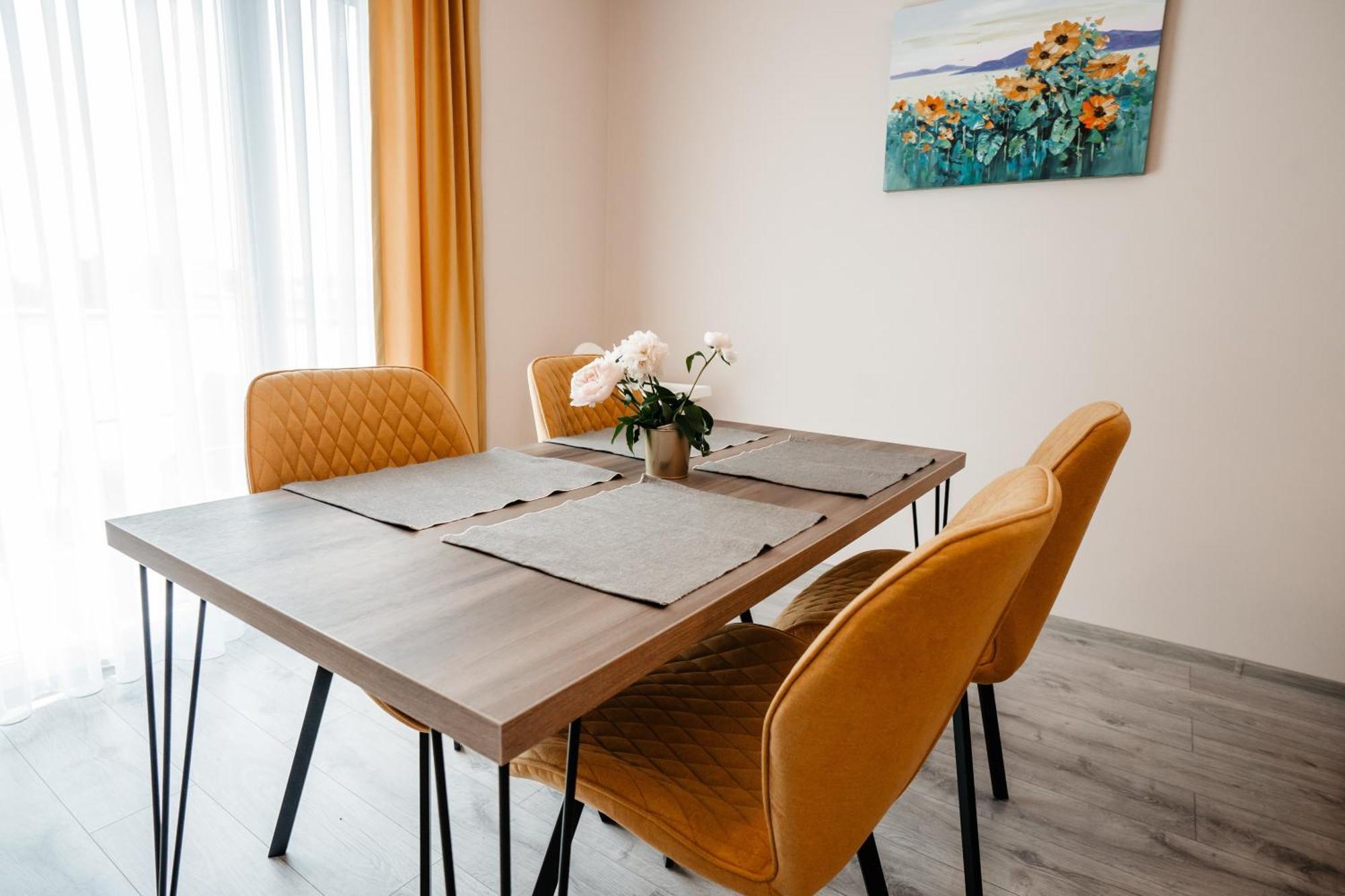 Sunrise View Apartment Oradea Εξωτερικό φωτογραφία