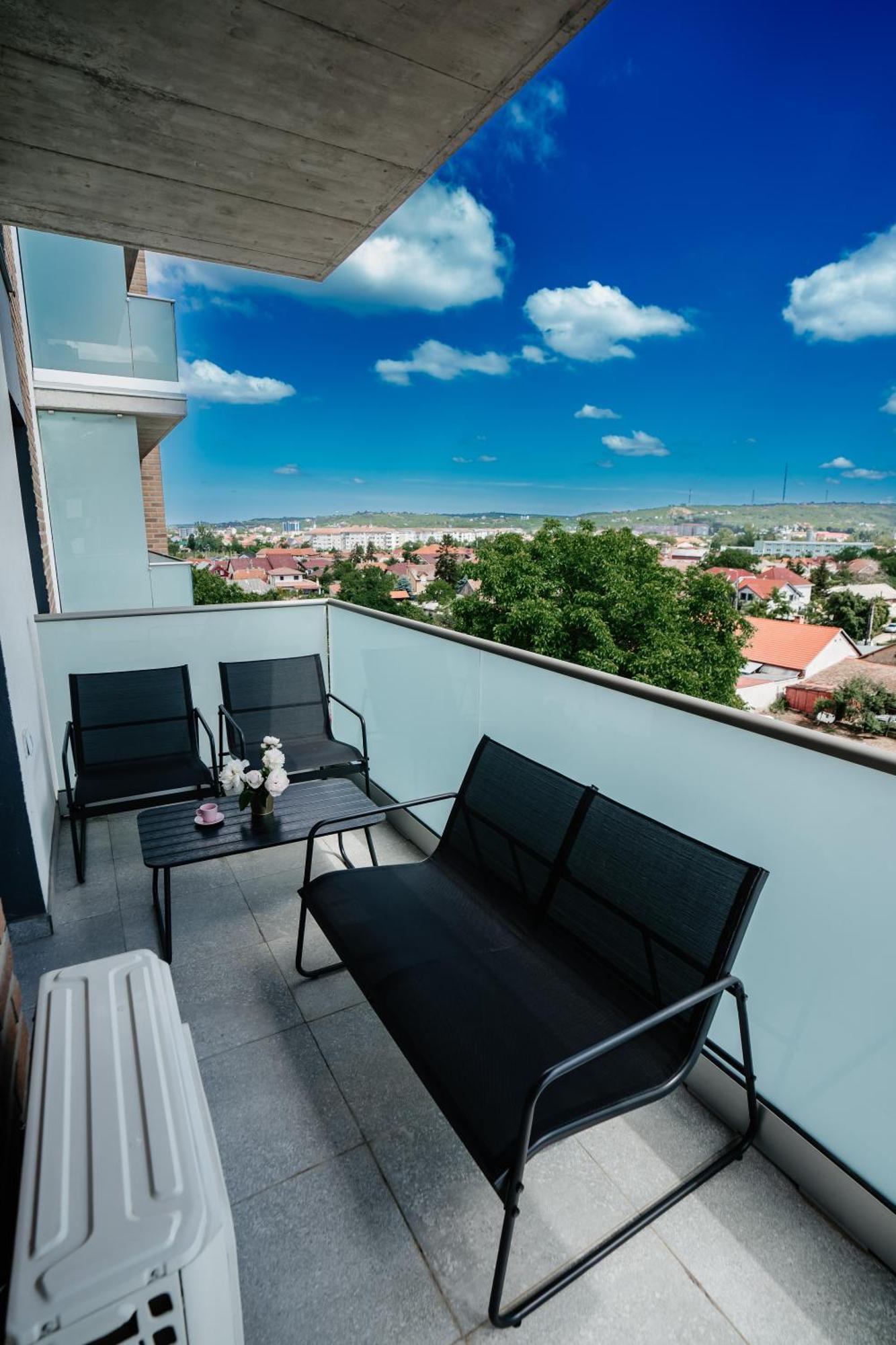 Sunrise View Apartment Oradea Εξωτερικό φωτογραφία